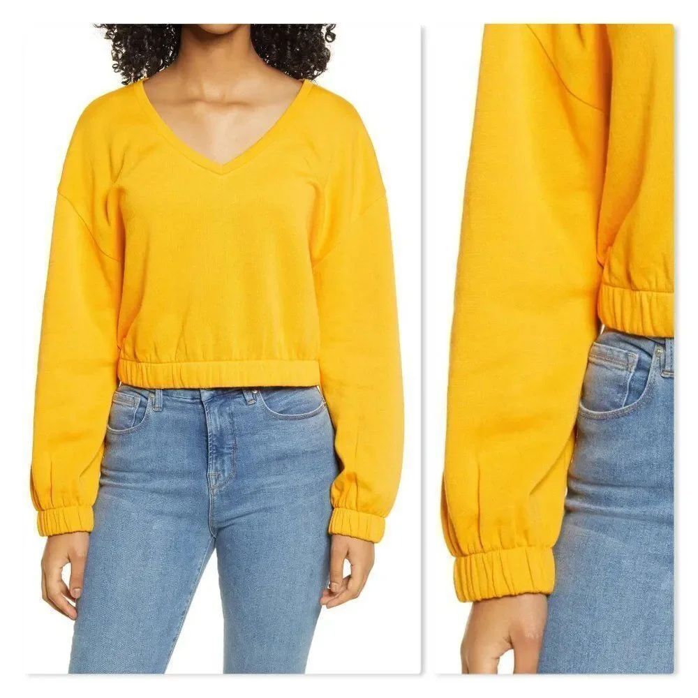 BP V-neck Fleece Sweatshirt size Medium in Orange Slice - NEW